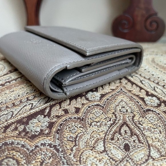 Celine Paris Light Gray Pebbled Leather Trifold Wallet Authentic Made in Italy - Picture 4 of 16